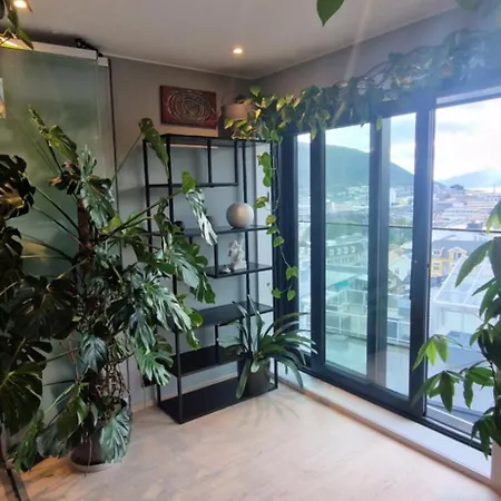 Oasis In The Heart Of - Magnificent View 7th Floor Apartmán Tromsø